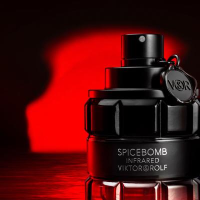 Viktor &amp; Rolf Spicebomb Infrared Eau de Toilette für Herren 90 ml