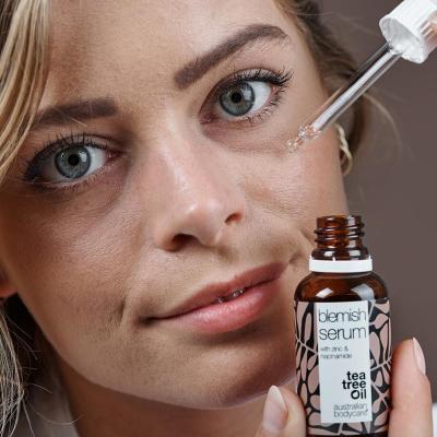 Australian Bodycare Tea Tree Oil Blemish Serum Gesichtsserum für Frauen 30 ml