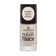 Essence Sugar Touch Transforming Top Coat Top Coat mit mattem goldenem Schimmer für Frauen 8 ml